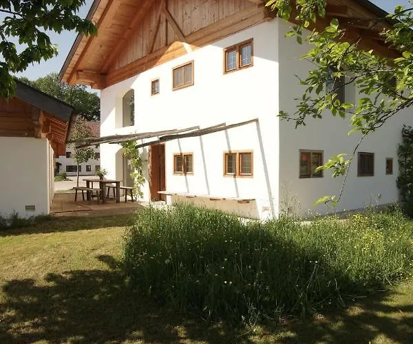 Ansitz Parstorfer * Chieming