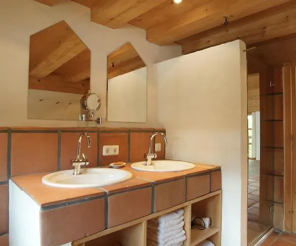 Ansitz Parstorfer Appartement Chieming